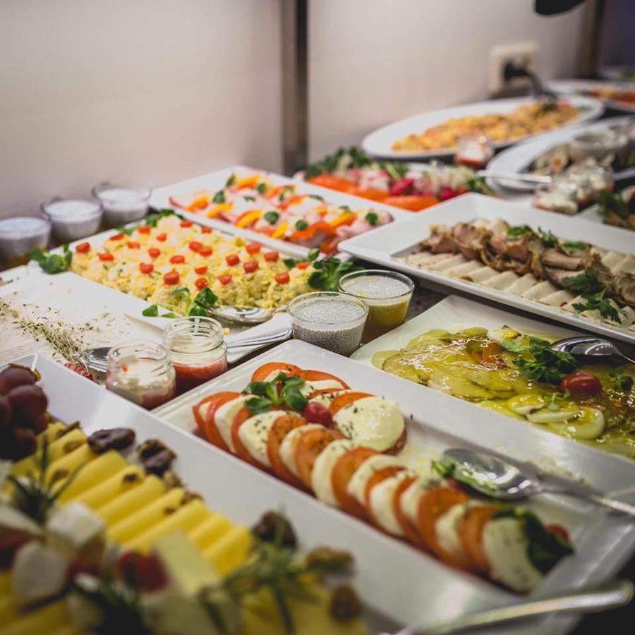 Hotel Mistral Марки Екстериор снимка