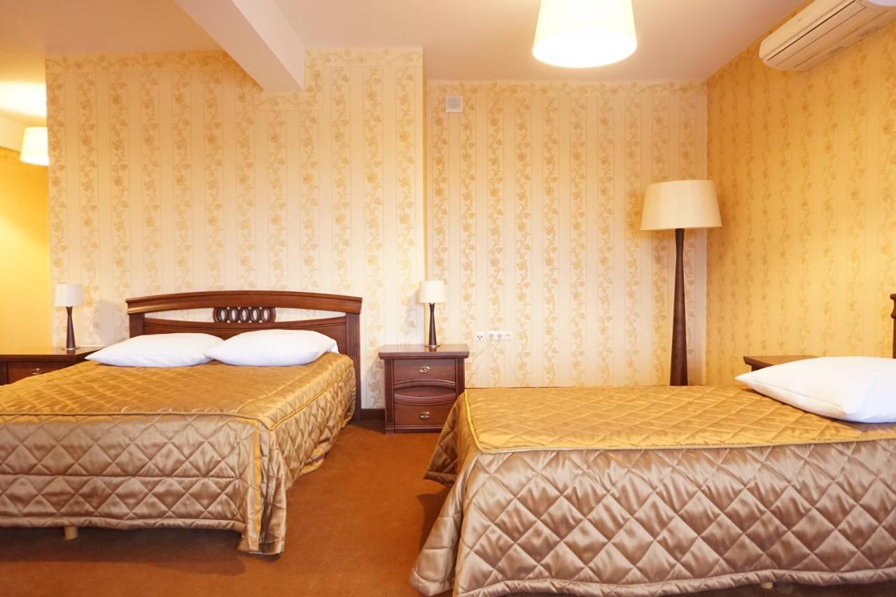 Hotel Mistral Марки Екстериор снимка