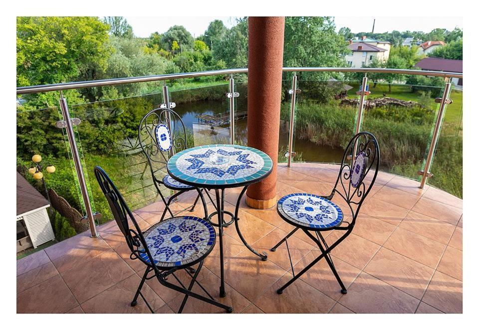 Hotel Mistral Марки Екстериор снимка