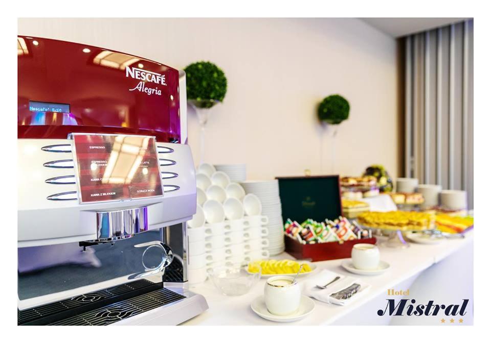 Hotel Mistral Марки Екстериор снимка