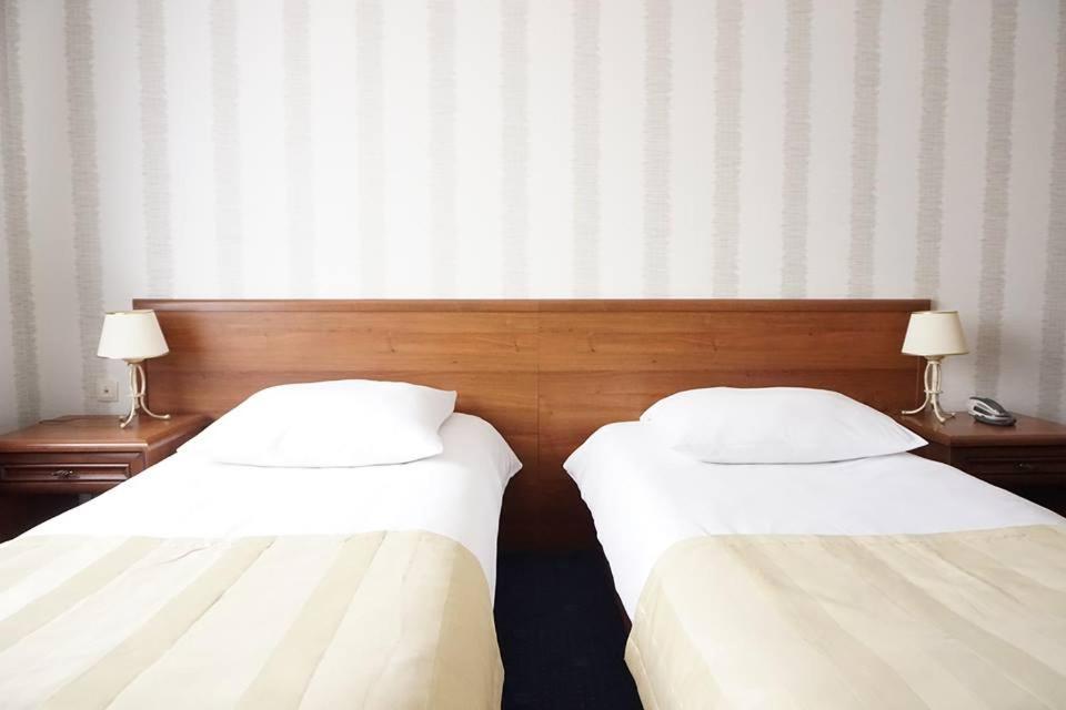 Hotel Mistral Марки Екстериор снимка